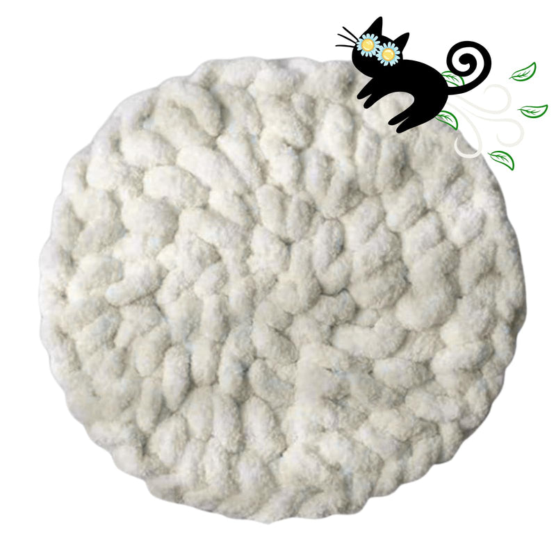 Urnat Cat Extra-Soft Kneading Mat, Handmade Washable Round Cat Pad Blanket for Indoor Kittens, Plush Breathable Cushion Bed for Cat Trees, Sofas & Floors (White,Small)