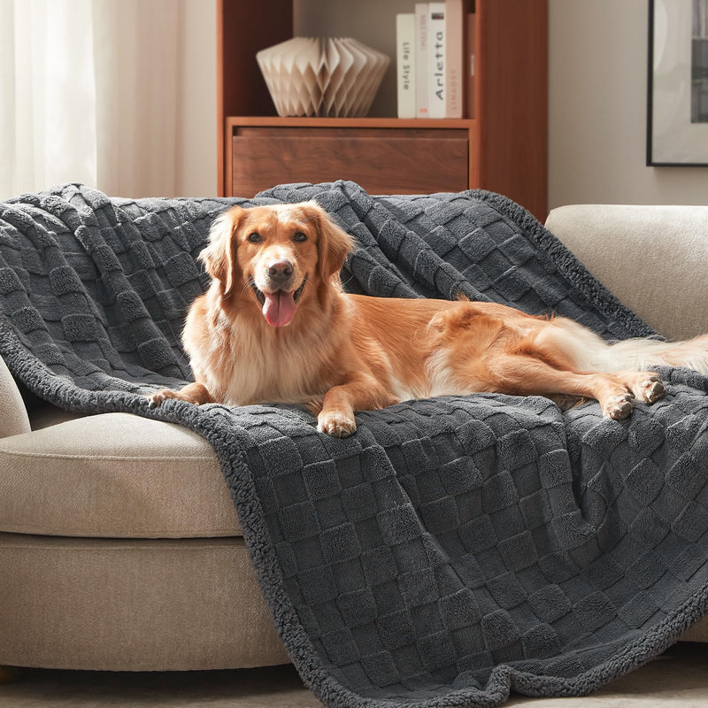 GASUR Waterproof Dog Blankets for Large Medium Dogs, Dog Blanket for Couch Bed, Fleece Pet Blanket for Furniture Sofa Protector, Soft Pet Throw Blankets for Crate Car Outdoor, Washable, 40