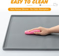 Silicone Dog Pee Pad Holder for Standard 24x24 in Pads, Non-Slip Leak-Proof Puppy Pad Tray, Portable Puppy Training Mat with Raised Edges for Floor Protection, Easy to Clean