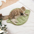 Nimorio Self Warming Cat Leaf Mat,Comfortable Soft Fabric Breathable Cozy Cat Warm Bed Mat with Foil Insulation,Cat Bed Mat for All Seasons, 26.5"x20.5" Ideal for Cats Small Pets