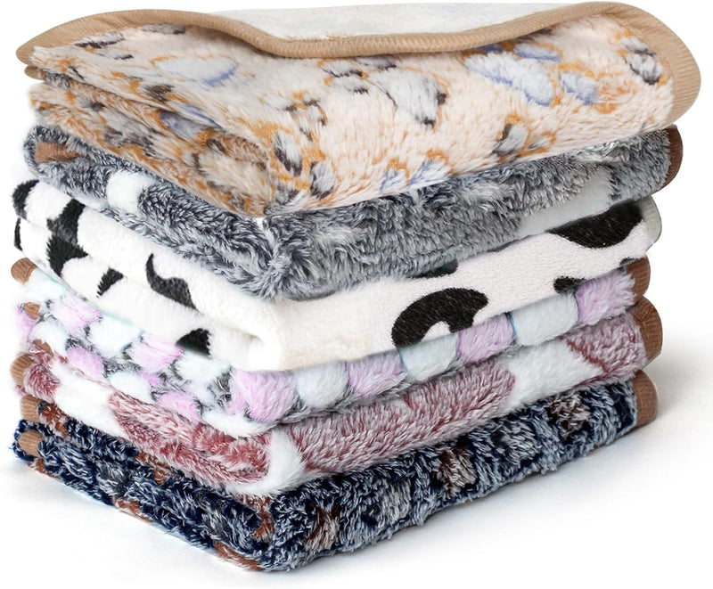 YedsIntu 6 Pcs Absorbent Guinea Pig Blankets Washable Small Animal Fleece Bedding Cage Liners Reusable Pet Pee Pad Sleep