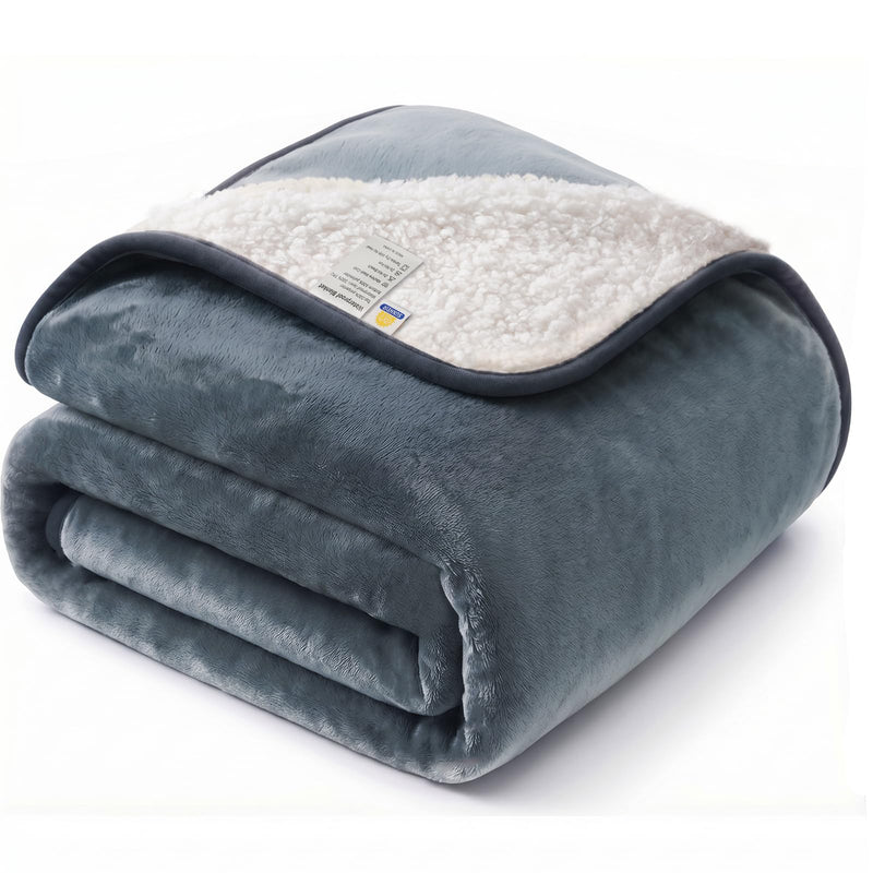 Sunheir Waterproof Dog Blankets for Small Dogs, Reversible Sherpa Fleece Thick Puppy Blanket, Leakproof Spill-Proof Pet Blanket for Cat, Bed, Couch, Furniture Protector, Travel, Camping, 25