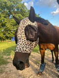 Stretchable UV-Blocking Equine Fly Mask with Moldable Ear Covers, Adjustable Comfort Mesh Straps, Leopard-Pattern Pastur