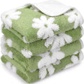 Reginary 4 Pcs Guinea Pig Fleece Cage Liners, White Flower, 24 x 16 Inch